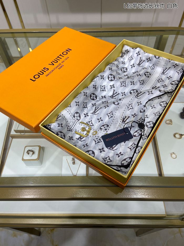 Louis Vuitton Scarf LVS00025